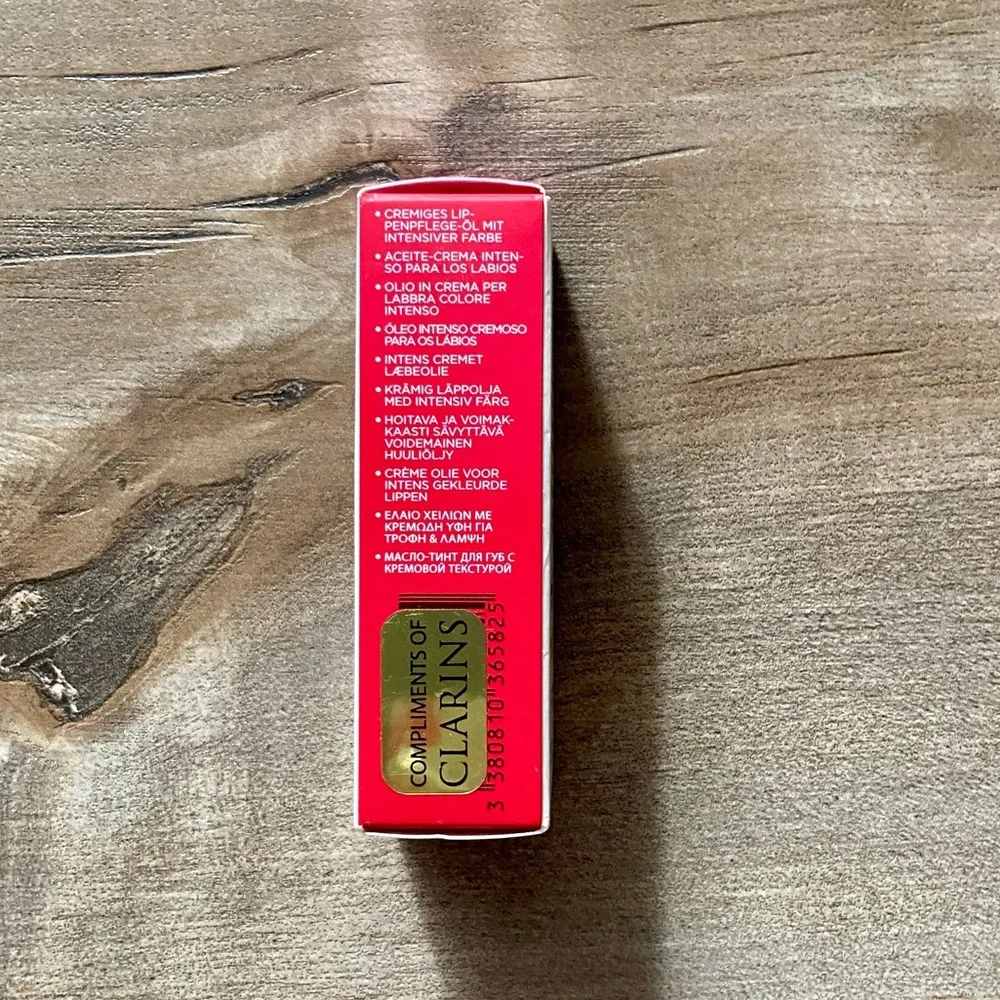 Clarins Paris Lip Comfort Oil Intense - Hydrating Lip Oil in Intense Plum 02